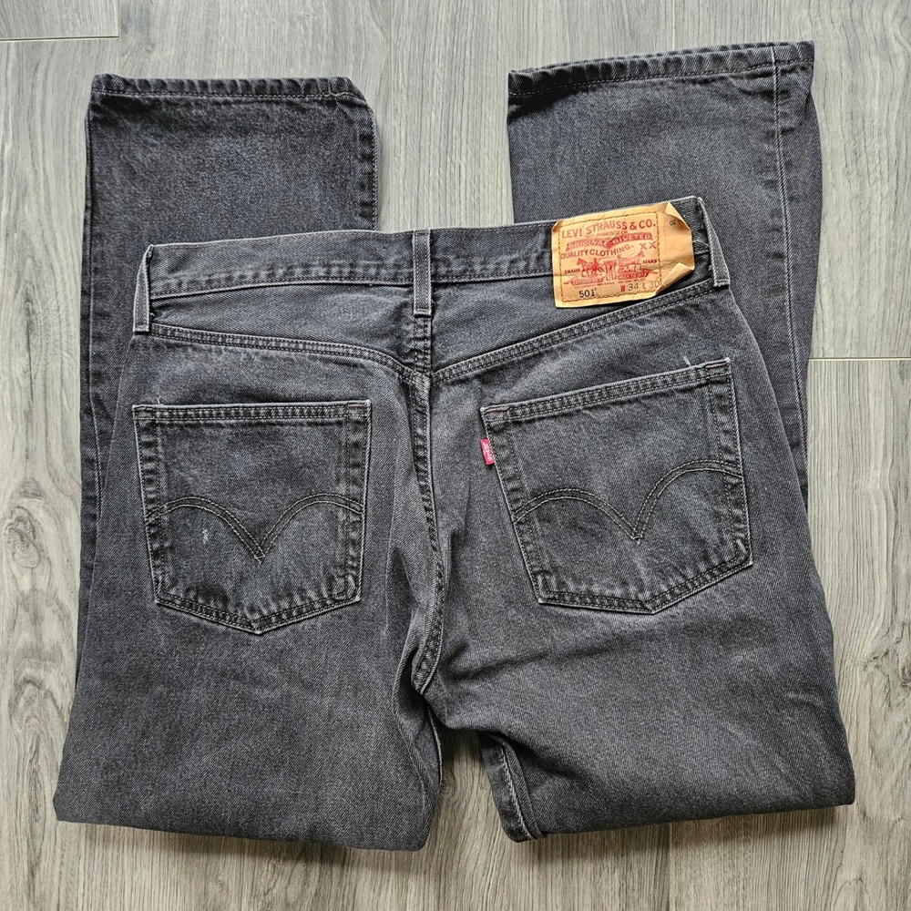 Vintage Levis 501 Mens Faded Black Straight Leg Denim Jeans 34x30 Button Fly - Picture 8 of 15